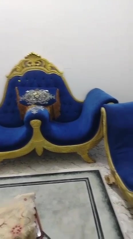 قنفات السعر ٤٠وبيهن مجال  اثنين من القنفات يرادلهن رجلين