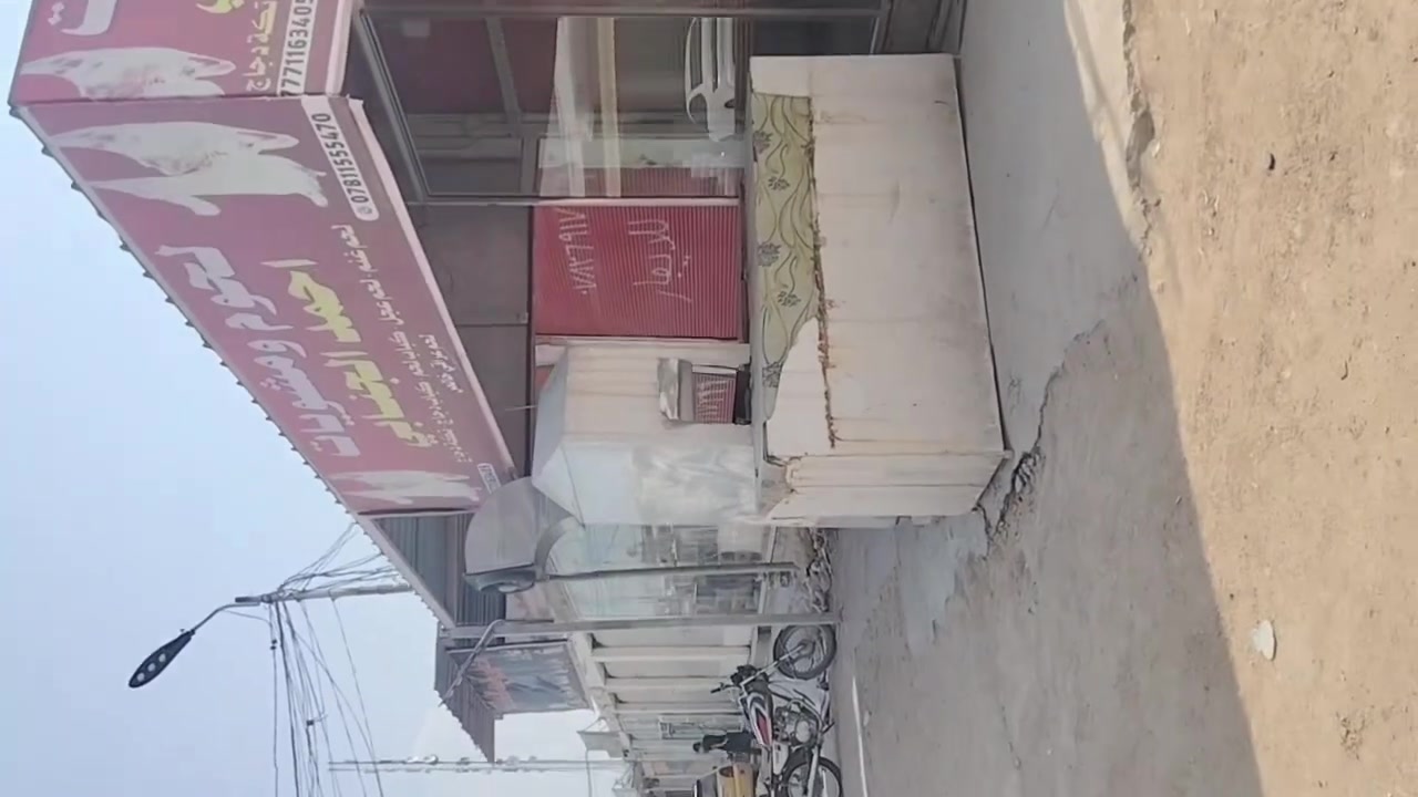 مكلفه بالنشر
بيت ١٠٠ متر مربع 
مقابل قرية الغدير عمود ٣٢١
مرقم مشمول بتطويب
قرب السوك مقابل أسواق العهد سعره ٢٢ مليون قفل 
بيع مستعجل *********** رقم صاحب الدار
