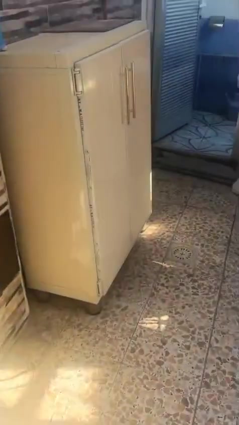 السلام عليكم
*********** 
بيت مساحت ٦٢متر طابقين افران فستقا
