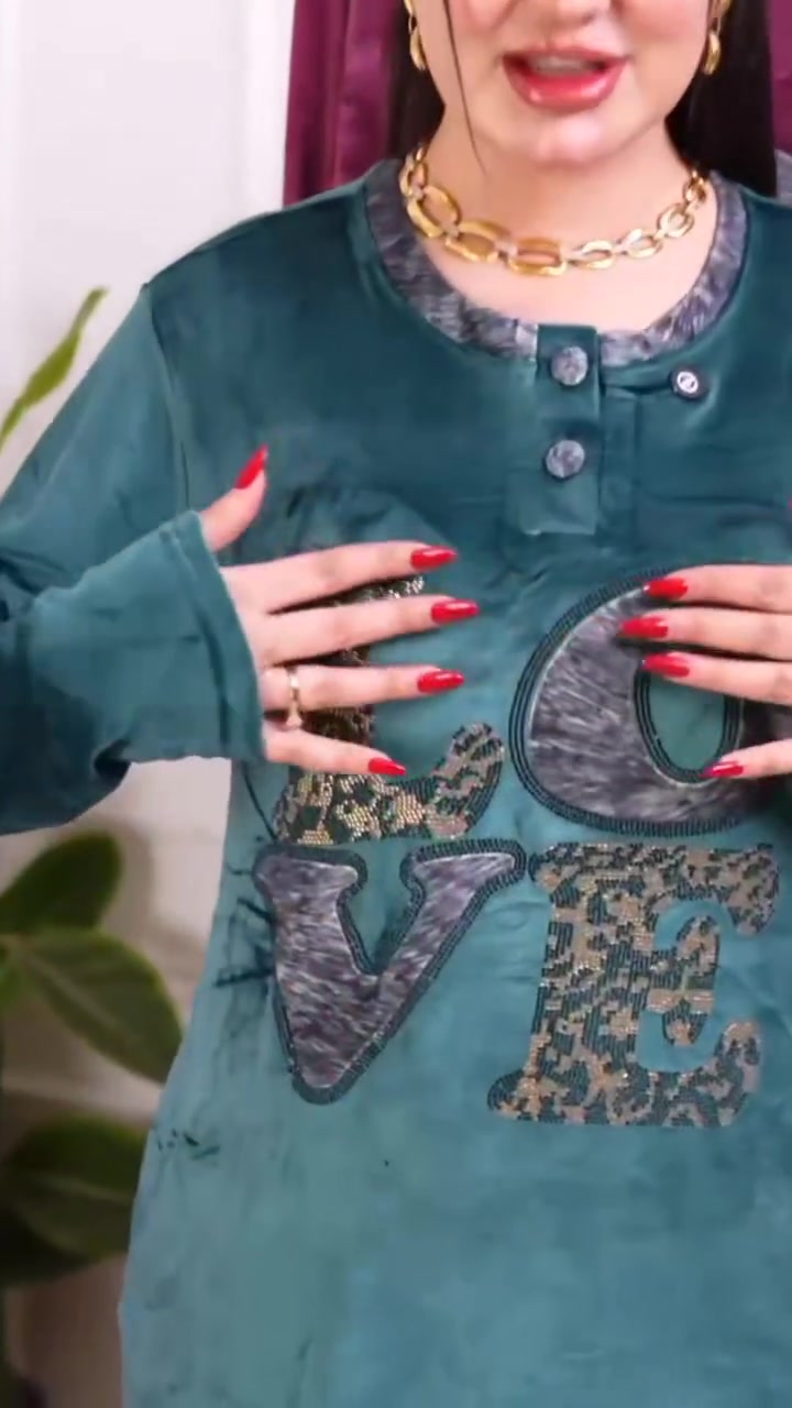 جديد الموسم 

✅ تراك نسائي

✅الخامه مخمل درجة أولى 

✅القياسات  L. XL. 2XL. 3XL

✅اقل طلب درزن 

✅سعر الدرزن 110 الف 🔥🔥

للحجز مراسله الصفحة توصيل كل المحافظات ٦ الاف

