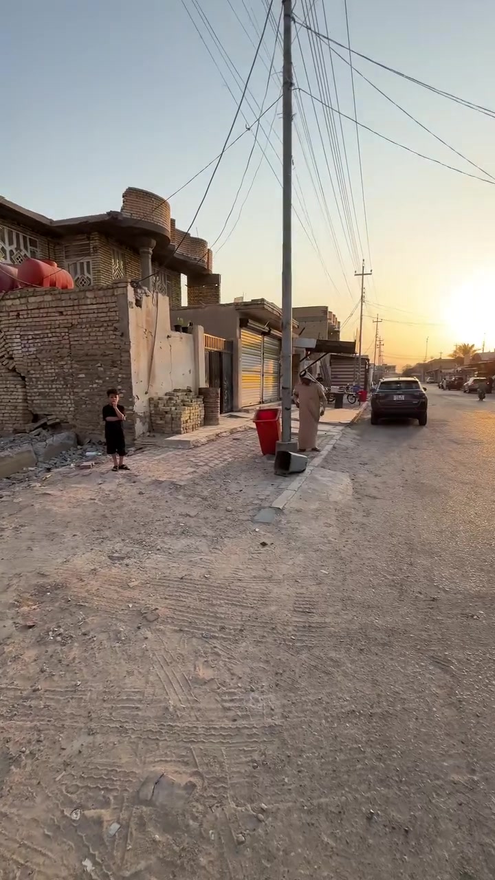 قطعة 240 متر تجاريه  مكانهه ابورمانه العوفيه نهايت الشارع القريب ع سايدين ابورمانه الواجهيه 12 والنزال 20 
الاتصال ***********‬
