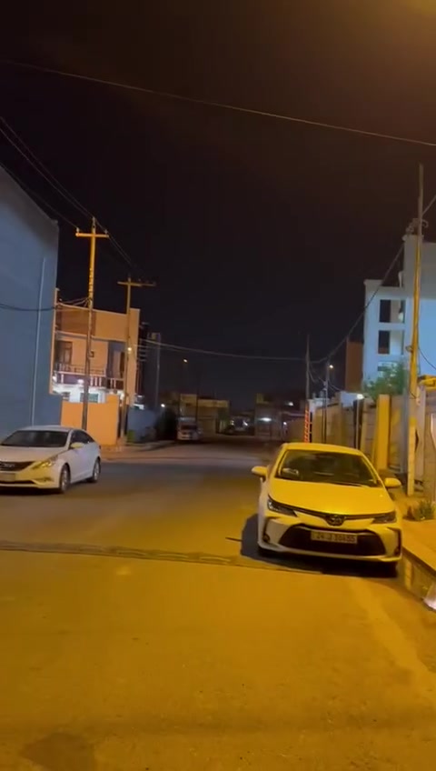 السلام عليكم 
بيت للبيع 
مساحه ١٤٤ متر
طابو صرف باسمي
شارعه 12 متر موقع مميز
 العنوان الفلوجه الشركه 
شارعه يربط الحولي مع المحيط 
قرب اسواق عطوفه 1
بناء حديث 
سعر مناسب 
الاتصال عل الرقم 
*********** واتس
