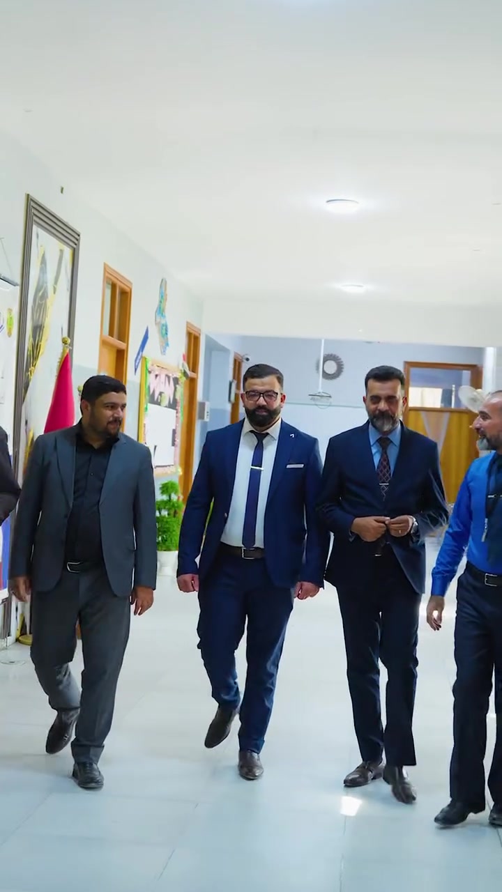 اليوم الأول للدورة التدريبية لكوادر مؤسسة الصادق التعليمية الأهلية ✨

مواكبةً لمتطلبات العصر الحديث، وانطلاقًا من إيماننا بأن تطوير الكادر هو أساس صناعة التميّز، أقامت مؤسسة الصادق التعليمية الأهلية برنامجًا تدريبيًا نوعيًا لكوادرها، بالتعاون مع مؤسسة مدار المعرفة.

يشمل البرنامج استراتيجيات التعلّم النشط، تحت إشراف نخبة من المدربين المعتمدين، ومنهم جناب الدكتور محمد المعموري، ويستمر البرنامج بواقع 32 ساعة تدريبية.

وتهدف المؤسسة من خلال هذا البرنامج إلى تمكين كوادرها وتطوير مهاراتهم بما ينسجم مع التطور العلمي والتعليمي، والارتقاء بمستوى الأداء التربوي؛ وصولًا بأبنائها الطلبة إلى أعلى المستويات وتحقيق التميّز المنشود.

نطوّر كوادرنا… لنرتقي بأبنائنا نحو مستقبلٍ أفضل. ✨

📞 للاستفسار والتسجيل:
*********** — رقم المؤسسة
*********** — رقم الحسابات
📩 أو عبر مراسلة الصفحة

📍 موقع المؤسسة:
حلة – حي الإمام علي (ع) – شارع الضغط العالي – خلف مدرسة الزهاوي

مؤسسة الصادق التعليمية الأهلية
#قسم_الإعلام
