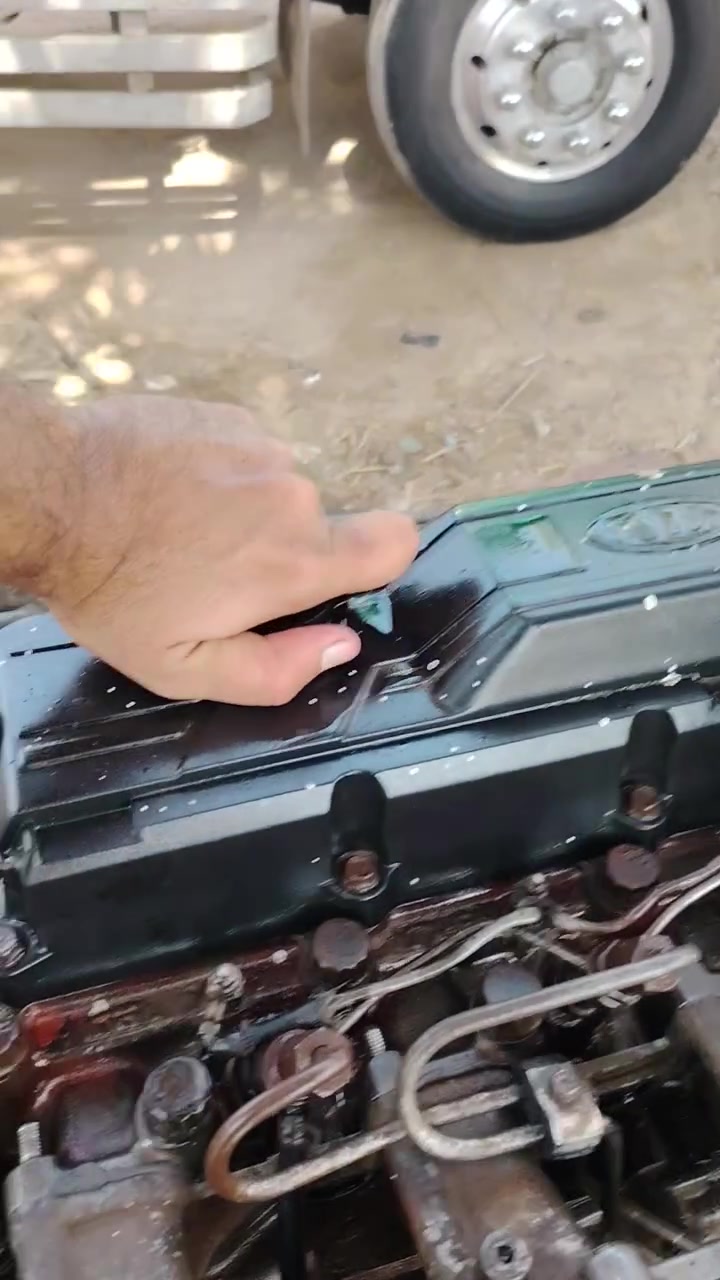 مولد كيه ٢٧٠٠ للبيع كاملة مكمله وجاهزه مابيه نقص ١٢٠ انبير مكان نجف مشخاب *********** السعر ١٦ ورقه مبيه مجال
