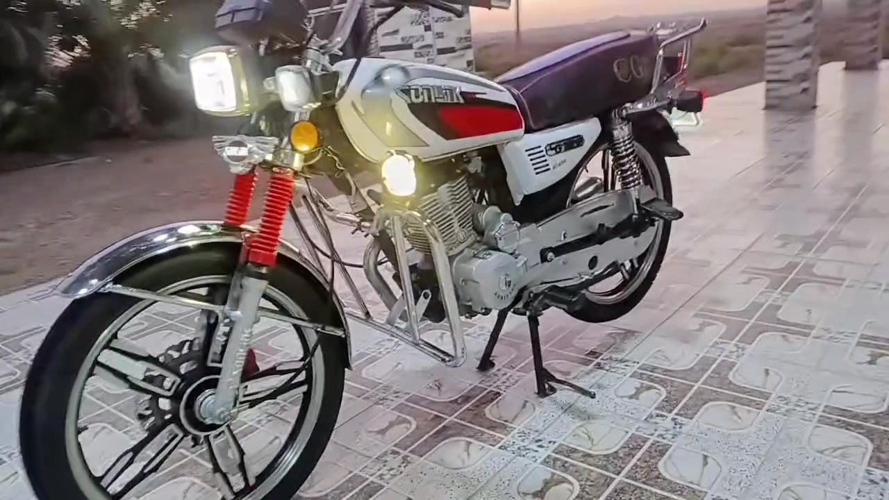 ماطور للبيع كلشي شغال وجديد موديل ٢٠٢٣ جاهز مابي اي نقص مكانه رمادي زنكوره سعره  ٧٢٠ ألف بي مجال بسيط شراي يتصل مراوس ماكو بيع فقط
  ***********

نص مكتوب في الصور:
- Galaxy A06 5G