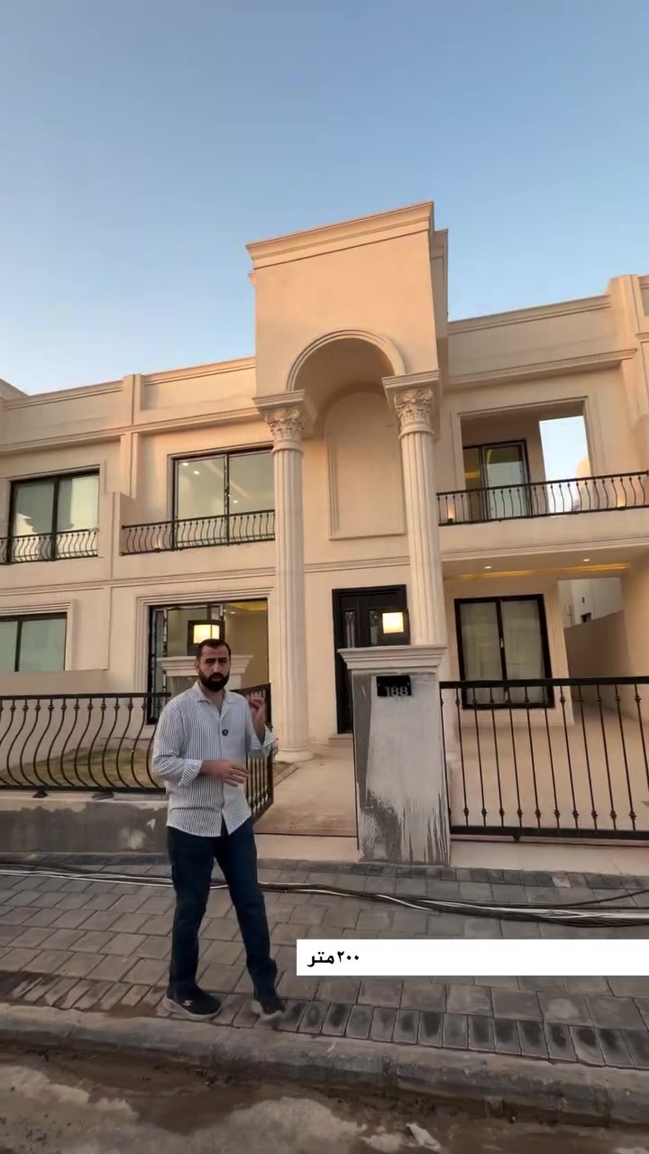 بيت للبيع في اربيل 

السعر: 135000$

200متر 
مجمع دياري ستي 

#مصطفى_عقارات_هەدان 
#عقارات_اربيل #دياري_ستي

نص مكتوب في الصور:
- بيت للبيع