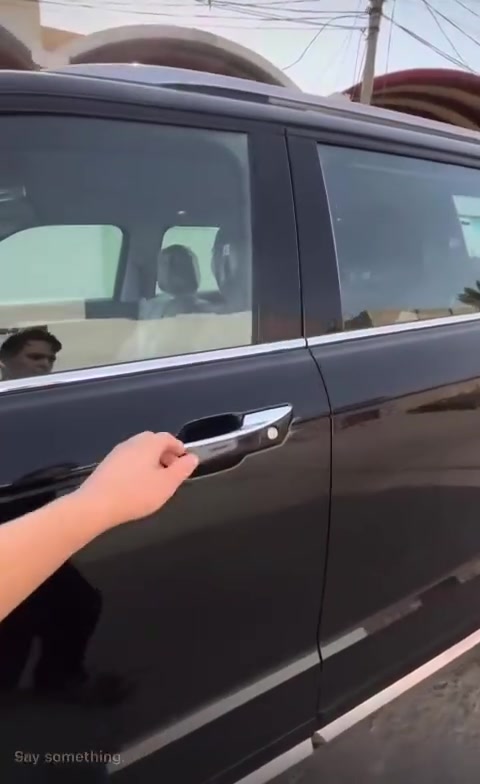 السلام عليكم سيارة شانجان cs95موديل 22رقم بغداد
سيارة رياضية متعددة الاستخدامات
عائلية كبيرة الحجم 7راكب 3صفوف
نضام دفع رباعي 4WD
ودفع امامي
سعة الخزان 74لتر
بانوراما كامل اضائة امامي خلفي بتقنية LED
امكانية طي المقاعد الصف والثالث لزيادة مساحة التخزين مقاعد جلدية كاملة شاشة لمس ونضام صوتي فاخر خاصية المساج في المقاعد الامامية ونضام تكيف هواء اوتوماتيك مع فتحات تهوية للمقاعد الخلفية ونضام كاميرات محيطية 360 درجة مع خاصية التسجيل الرباعي
نضام تثبيت السرعه AcC
لاستشعار الحركة والمركبات الامامية
نضام التحذير من الاصطدام الامامي والفرامل الطارئة الذكية وسائد هوائية متكاملة امامية وجانبية وستائرية نضام الثبات الالكتروني للمساعدة في النزول  والصعود على المنحدرات ومقاعد جلدية تحكم كهربائي وخزن ذاكرة ٣ وضعيات
شاحن لاسلكي ونضام تشغيل عن بعد ونضام خرائط وتوصيل الهاتف الذكي نضام التحذير من مغادرة المسار ونضام مراقبة الاطارات وجنطة كهربائي مع خاصية الفتح بالقدم المكان نجف رقم الهاتف ***********
السعر 190$ورقة
