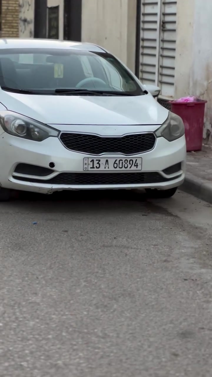 اسلام عليكم كيى سيراتو ٢٠١٦ للبيع السعر ٩٥ وبيها محال بسيط
حادثها صفحه باب السايق ولورا ولجاملق الامامي رقم ميسان اب اسمي  تحول ثاني يوم وهاذه رقمي ***********
