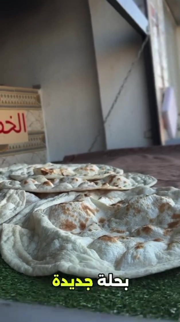 الي يريد هيج تصوير ومونتاج وهيج اعلان لمحلك او اي شي عندك تربد تعرضه اتواصل على الواتساب وبخدمتك ***********
