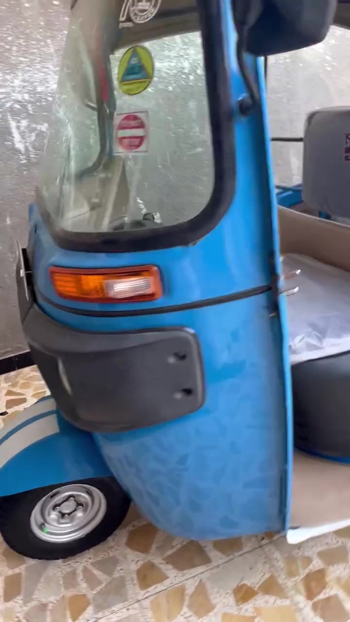 سلام وعليكم تكتك للبيع ٢٢شهر سابع كفاله عامه مكينه وكشره الرقم ***********
