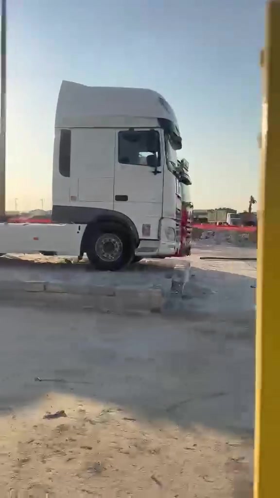 سلام عليكم عربانه جارد✔️ اوربيه صارله ١٠ تيام من 🚩 
نزلت، ↗️ تواير فوك نص ارتفاع ٣ استندر⬆️ 
سنكل رفاع 🌐 جادر جديد 🚚
*********** 📞
