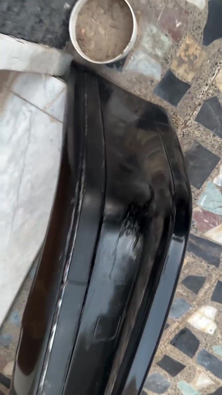 غراض صقر ***********
