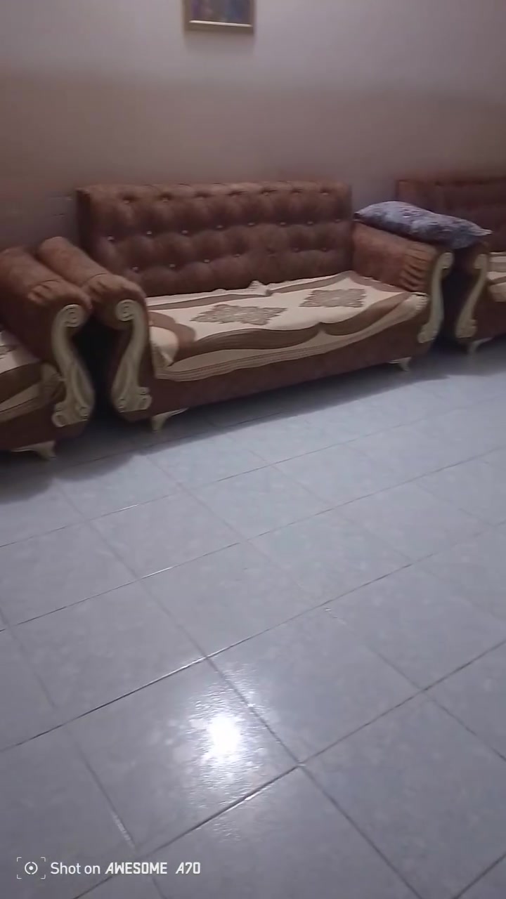 سلام عليكم تخم البيع 5 قطع نضيف والسعرر منسب ‏‪***********‬‏ خابرني وتدلل.
