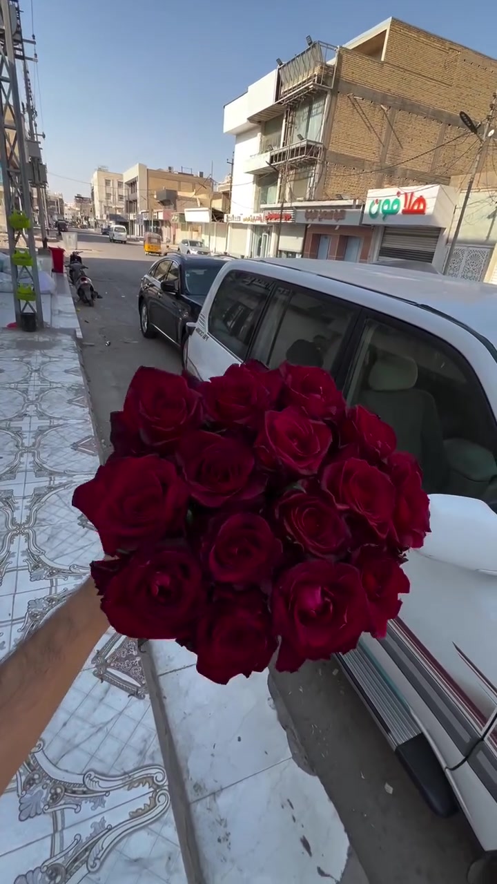 مكتبة دار العلم ورد طبيعي سعر الورده الفين فقط
خليك مميز واهدي من تحب اجمل بوكيهات الورد الطبيعي🌹 ♥️ 
متوفر دفع  ماستر او رصيد اسياعنوان  ميسان/قطاع 28شارع السوك مجاور مجمع محمد الموسوي يوجد لديناخدمه توصيل 🚕 رقم الهاتف طلب السريع ***********
