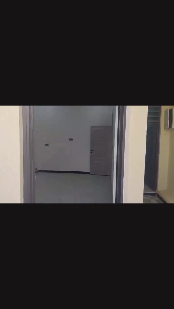 بيت للبيع • ١٠٠م • كونكريت جديد