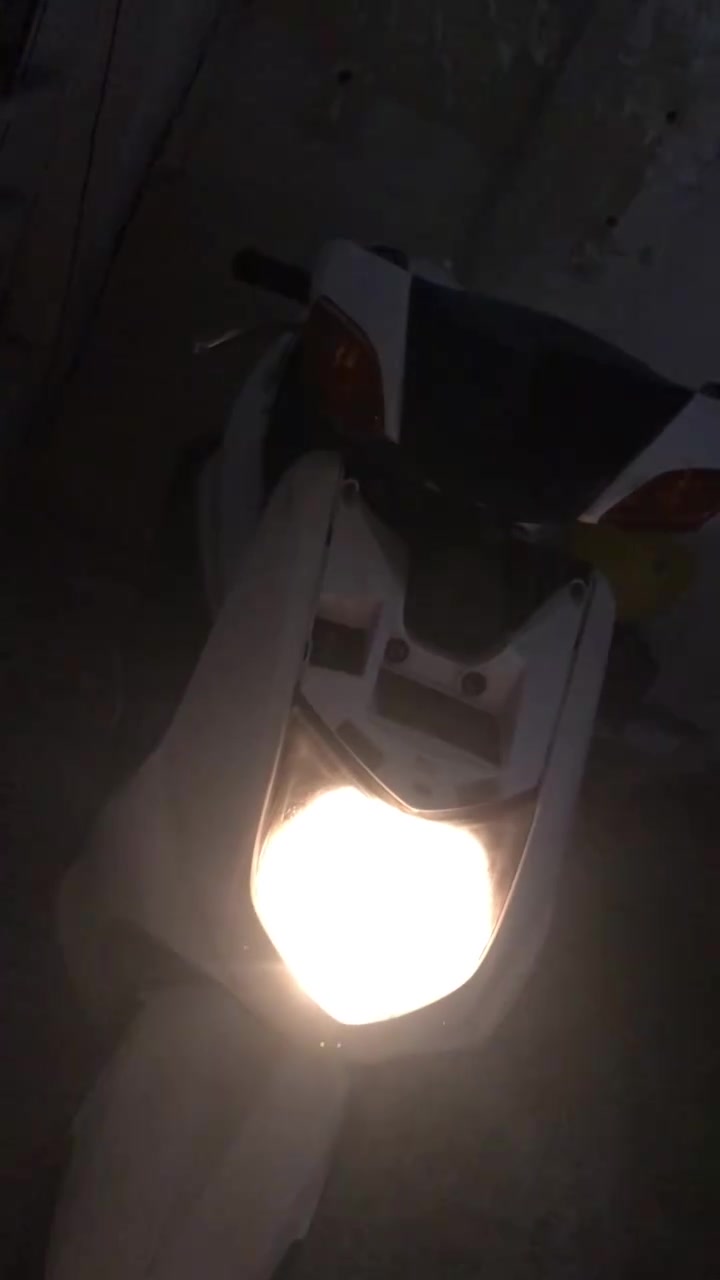 سكنس • نقيه • فيه مجال