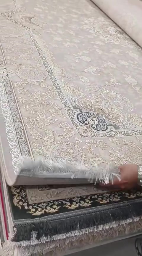 شلعه رخيصه جدا كاشان الاصلي توصيل مجاني عدد 100 قطعه للاستفسار الاتصال وتساب ***********
