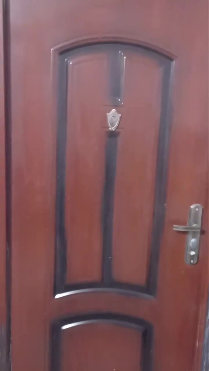 #قوالب صب حديد ثقيل ' اربعه قطع '
#تانكي فافون الحجم الكبير . ٢٥٠٠لتر '
 #باب حديد تركي ابو العدسه غير مستخدم ' 
[ارتفاع الباب ٢ متر  الوجه ٩٠ ]
***********
