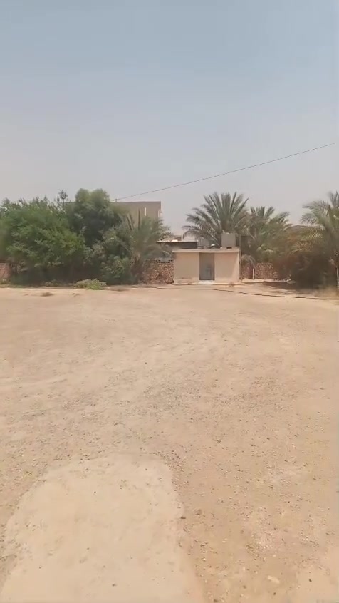 بيت للبيع. في منطقة زنكوره. بالقرب من مدرسة ينبوع الفياض. يتكون من اربع غرف واستقبال. وصاله مطبخ وصحيات خارجية مساحة البناء. 400 ومساحة الارض  1296 متر. ملاحظه البيت مع الارض واقع حال  يتعهد البائع كافة العشائريه يوجد قريب من البيت مدارس المتوسطه والابتدائية وكل الخدمات متوفره ماء وكهرباء وخدمات بلديه . للاستفسار يرجى اتصال على الرقم***********
