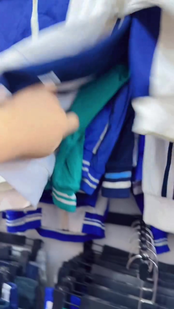 اسعار مناسبه للملابس الباله
عنوانا بغداد مربعات القصور قرب شارع شيخ شبلي وقرب حيدر ابو الدهن ***********

