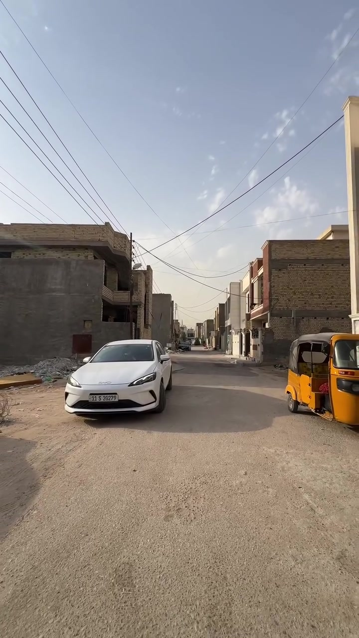 🏡 فرصة مميزة لامتلاك قطعة أرض سكنية في موقع حيوي

📍 الموقع: بغداد – الدورة – البوعيثة – شارع الروائي

📐 المساحة: 200 متر مربع
📏 الواجهة: 10 أمتار
📏 النزال: 20 مترًا

✅ الخدمات متوفرة:
💧 ماء
⚡ كهرباء
🛣️ تبليط
🏫 مدارس
🏥 مستوصف

📑 جنس الأرض: طابو زراعي سند 25
✍️ مكاتبة تنازل شركة وإقرار محكمة

💰 السعر مناسب جدًا وفرصة ممتازة للسكن أو الاستثمار.

📞 للاستفسار والتواصل:
***********

#عقارات_بغداد #الدورة #البوعيثة #شارع_الروائي #اراضي_للبيع #قطعة_ارض #استثمار_عقاري #طابو_زراعي #العقاري_عيسى_الجبوري #بغداد #عقارات #اكسبلور #Explore
