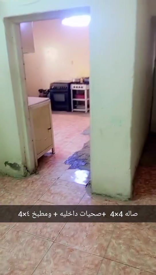 السلام عليكم بيت للبيع الطابق الاول والثاني وموقع تجاري حي العسكري الاتصال على الرقم
*********** ابو هديل 

*********** مهدي ابو رقية
