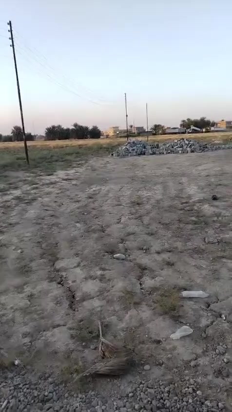 السلام عليكم ورحمة الله وبركاته
قطعه ارض 200 متر البيع مقابيل مجمع سيد فارس
واجها 14 ونص ونزال 14 وربع
مكلف بلنشر *********** هاذا رقم صاحب القطعه
خابر وتدلل 🌹
