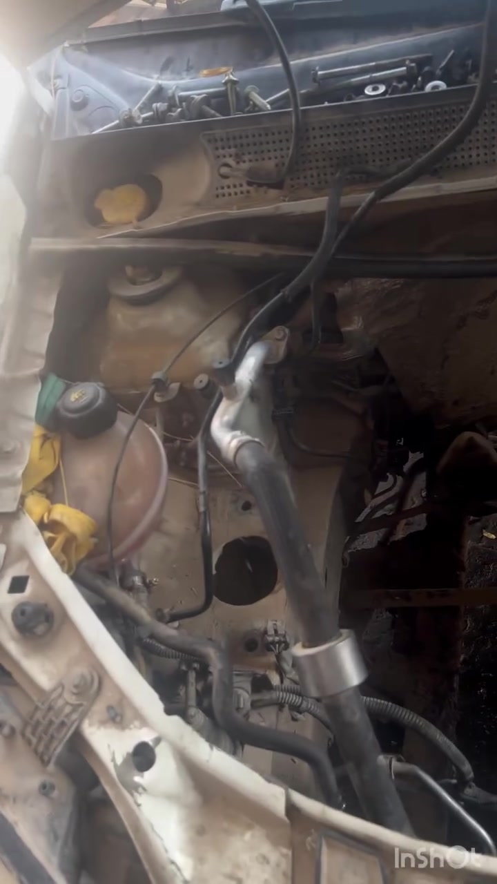 🔧🚘 تبديل محرك رينو سمبول | يوسف رينو 🔥

سيارتك رينو سمبول بيها مشكلة بالمحرك؟
ضعف، استهلاك زيت، حرارة أو أصوات غير طبيعية؟ لا تخلي المشكلة تكبر 👨‍🔧

في مركز صيانة رينو – يوسف رينو
نختص بصيانة سيارات رينو وتشخيص الأعطال وتبديل المحركات بخبرة ودقة واهتمام بكل التفاصيل. 🛠️🇫🇷

🎥 بالفيديو تشوفون مراحل تبديل محرك رينو سمبول من فك المحرك القديم إلى تركيب المحرك الجديد وتشغيل السيارة.

📍 العنوان: بغداد – الكرادة – شارع محكمة الكرادة – قرب ساحة الواثق

📞 للاستفسار والحجز:
***********
***********

📩 للحجز والاستفسار راسلونا على الخاص

رينو خليها بيد أهلها 🔧🇫🇷

#يوسف_رينو #مركز_صيانة_رينو #رينو #رينو_سمبول #صيانة_رينو #تبديل_محرك #ميكانيك #الكرادة #بغداد
