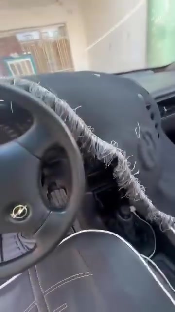 السلام وعليكم اوبل فكتره للبيع الشرعي موجود وكوربون بانزين موجود كير ومحرك شرط 
السعر 25 وبي مجال بسيط كلش بسيط
