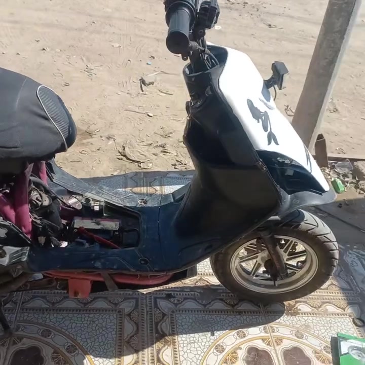 السلام عليكم ماكس للبيع حجم المحرك 55 مزود سعر هو 775 وبيها مجال***********
