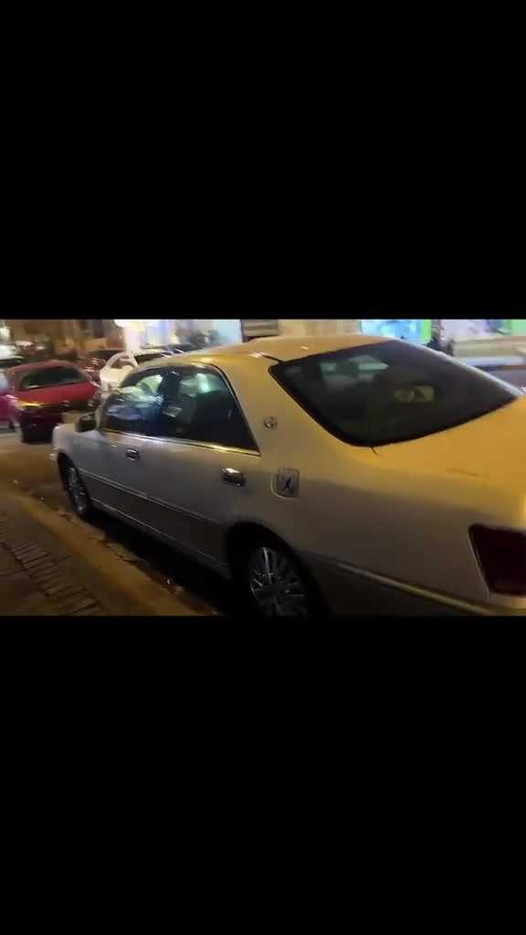 ملكه موديل 2000 سنويه جديده لحد 2027 تنتهي بسمي رقم بصره مكينه وكير وشاصي ورقم   150$ وبيه مجال قليل حق الجيه رقم الهاتف *********** غير متواجد على النت
