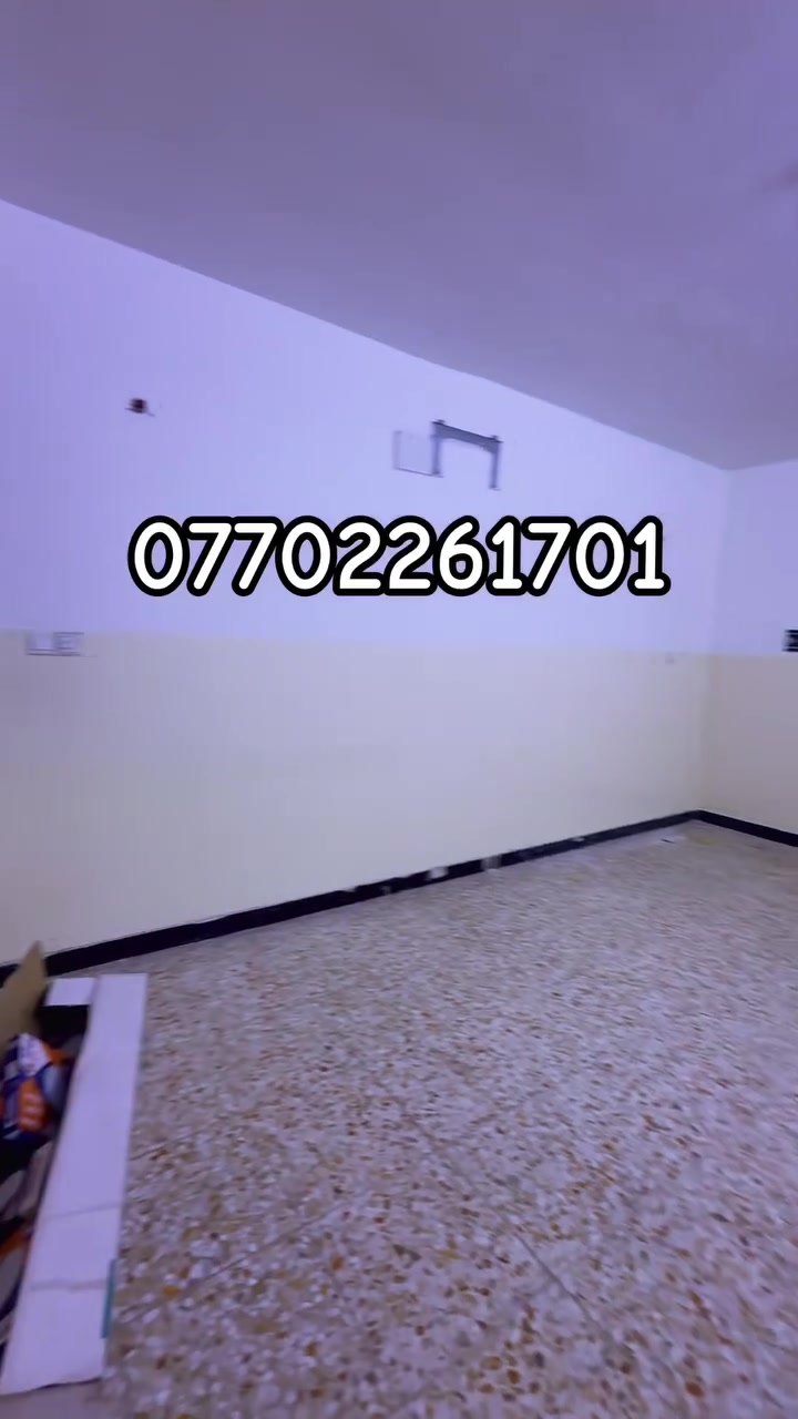 السلام عليكم مشتل لليجار بناء حديث درجه اولى يحتوي على صالة+ مطبخ + منوار + صحيات
الطابق الثاني يحتوي على   ثلاث غرف نوم + سطح 
 موقع بغداد الدورة شارع 60   سعر ايجار 650 الف دينار 
الاستفسار تصال عله رقم هاتف 📞
📞 ***********
