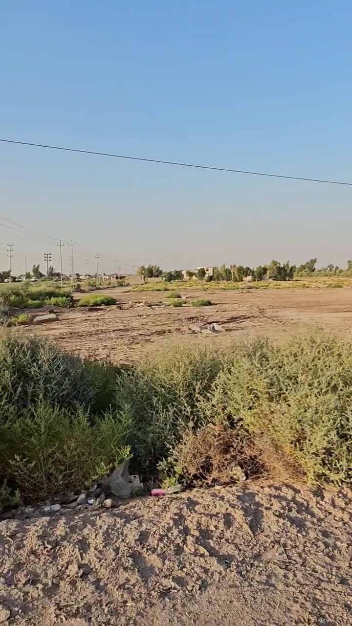 #للبيع_للبيع 
ارض زراعيه مساحتها 5دونم  الواجه 50م  و النزال 250
موقع ممتاز ومميز 
خدمات كامله ارض تجاريه ع شارع رئيسي  و بصفها شارع تبليط 
الارض تصلح الجميع الاستثمارات  
المكان :#واسط_الصويره_طريق_جبله_قريب_محطه_علاء 
الاستفسار الاتصال :
***********
***********
