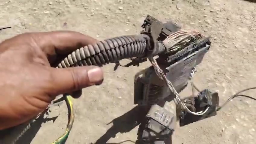 مكينه مال سايبه غراض مال سمند للبيع مكان كربلاء مكلف بالنشر الاسعار داخل الفيديو ***********

نص مكتوب في الصور:
- HONOR X9c 24mm f/1.75 1/25s ISO697 ١٢:٠٣ ٢٣/٠٤/٢٠٢٦