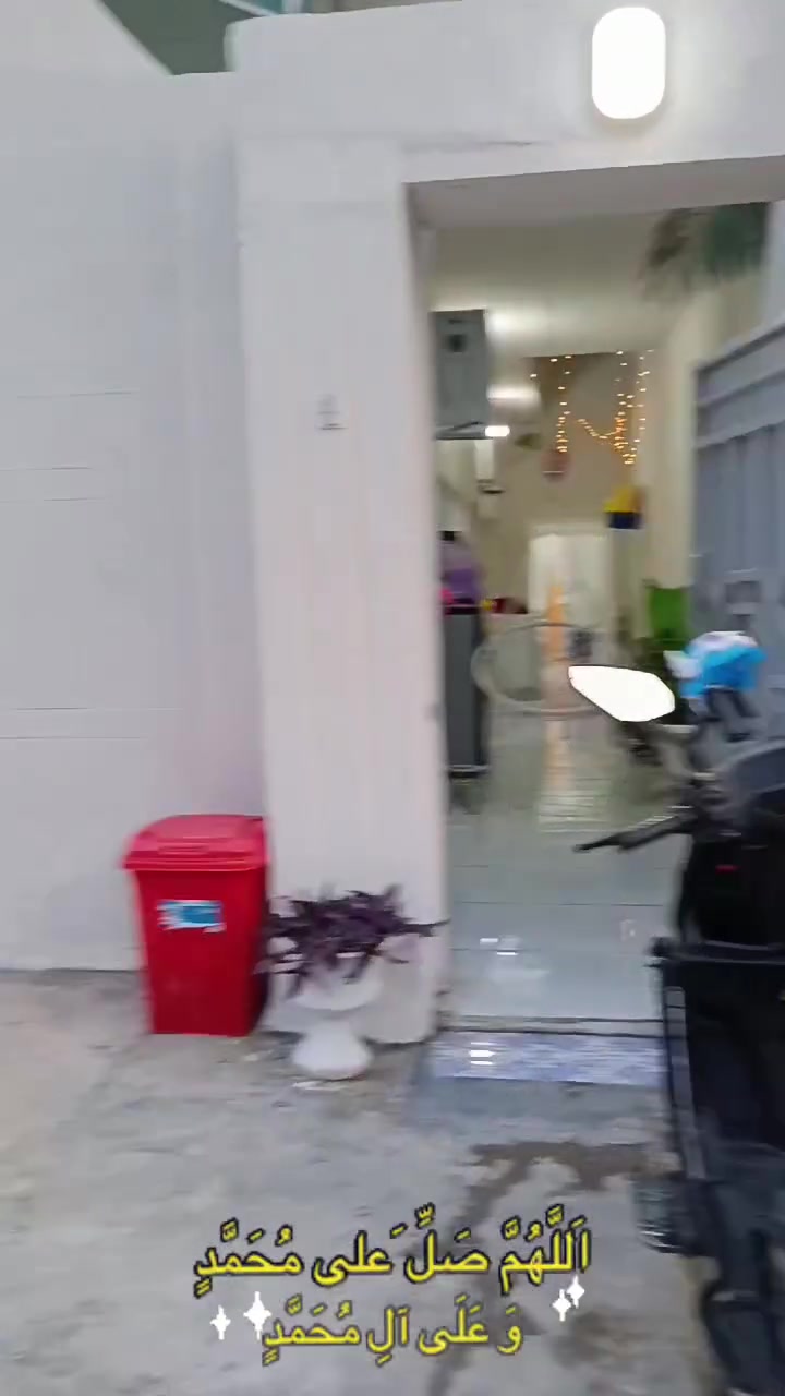 اللهم صل على محمد وال محمد 
بيت جديد للبيع جلولاء حي الوحدة فرع الحشد قرب جامع رياض الصالحين يتكون من استقبال ومطبخ وغرفة نوم ومنور وحمام وتواليت وغرفتين وحمام طابق ثاني تحت الانشاء 
فول مواصفات 38 قابل للتفاوض 
الاتصال على الارقام الظاهرة 
***********📱
***********☎️
