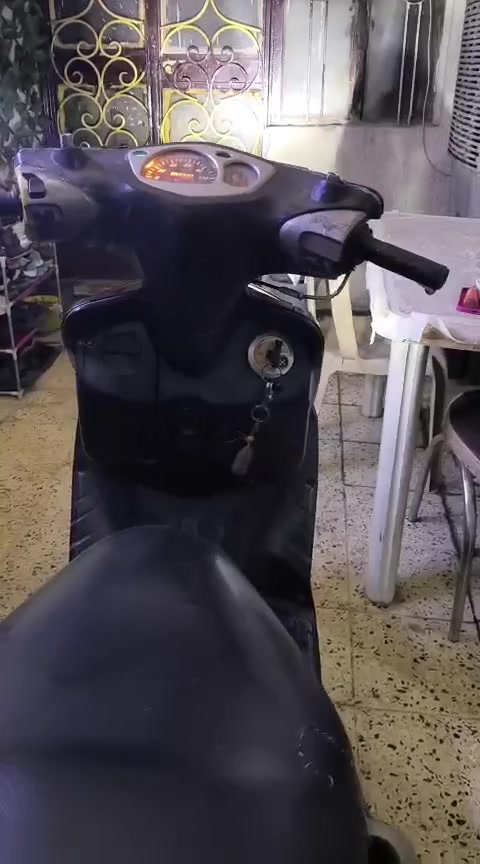 سلام عليكم دراجه سكنس نثيه ياباني 110 ستان كهربائي الدراجه نضيفه كلش وكلشي مناقصهه كهربايات كلهه شغاله الدراجه خير من الله السعر 550 المكان بغداد الحريه الرقم *********** اتصل
