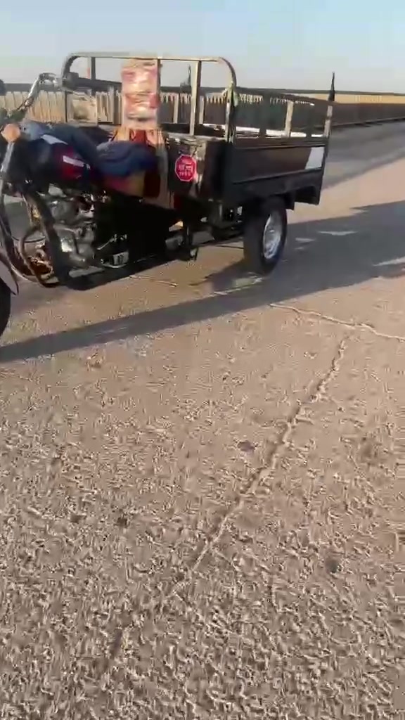 ستوته • للبيع • وبيها مجال
