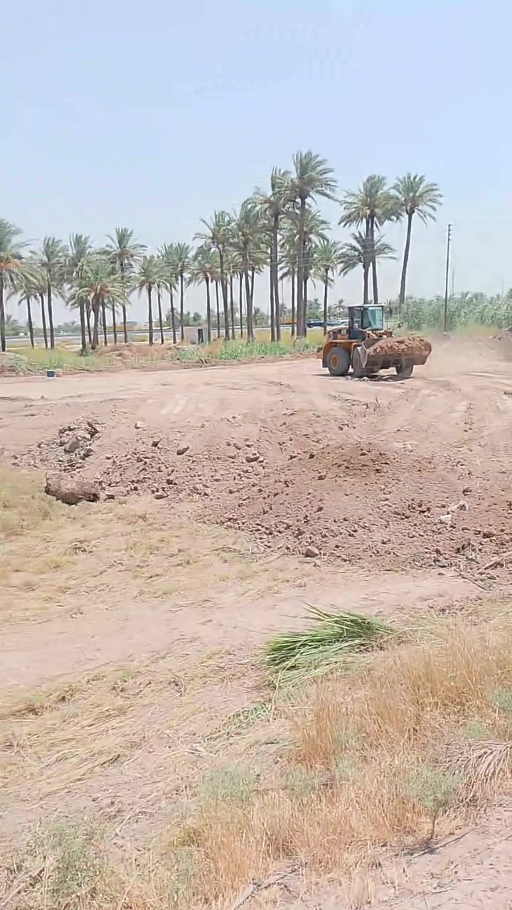 دونم للبيع بلقرب من سريع دوره جديد مجاور مجمع المرام والمزارع خدمات كامله ***********
