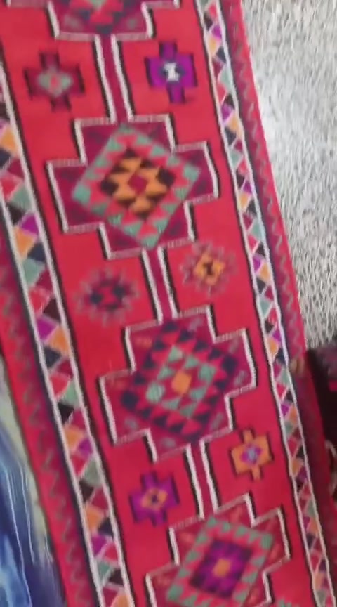بسط مع سجاجيد عرب للبيع مكاني قضاء النصر العدد 15 قطعة ت ***********
