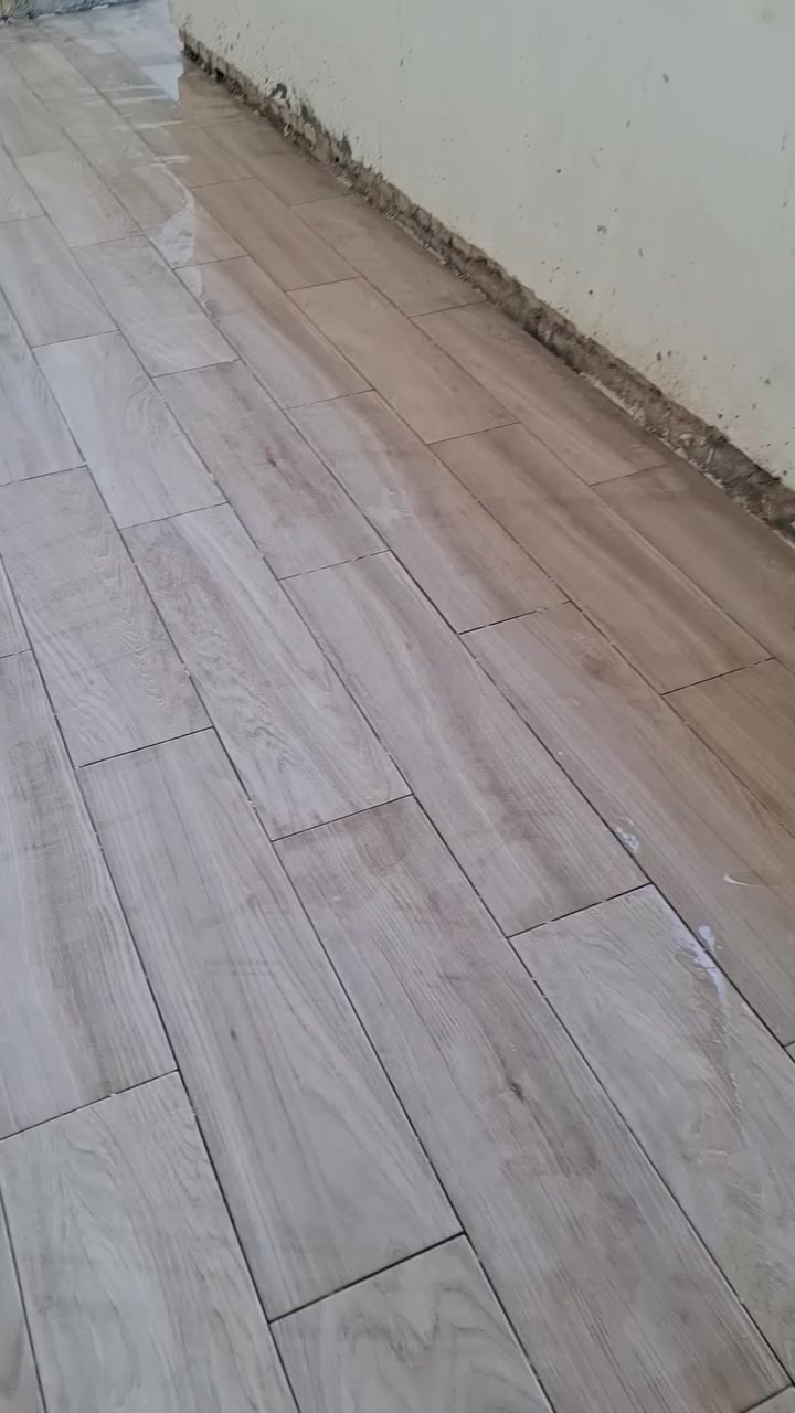 للعمل واستفسار الاتصال عل ***********
