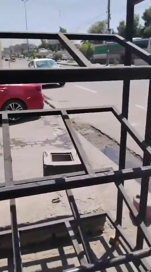 السلام عليكم عارضات وفاترينا فرن بيتزا للبيع للاتصال ***********

