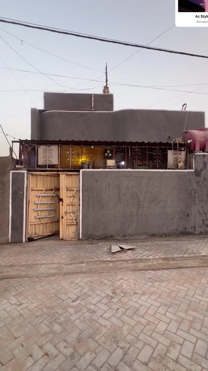 بيت للبيع • شارع ابو علي • ١٠٠م