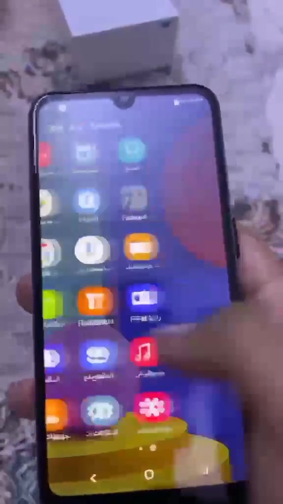 📱 A82 Pro+
✨ شكل أنيق وألوان حلوة
📸 Quad Camera – أربع كاميرات
🔋 بطارية قوية للاستخدام اليومي
⚡ أداء مناسب للاستخدام والتصفح والسوشيال ميديا
💰 السعر:90الف دينار