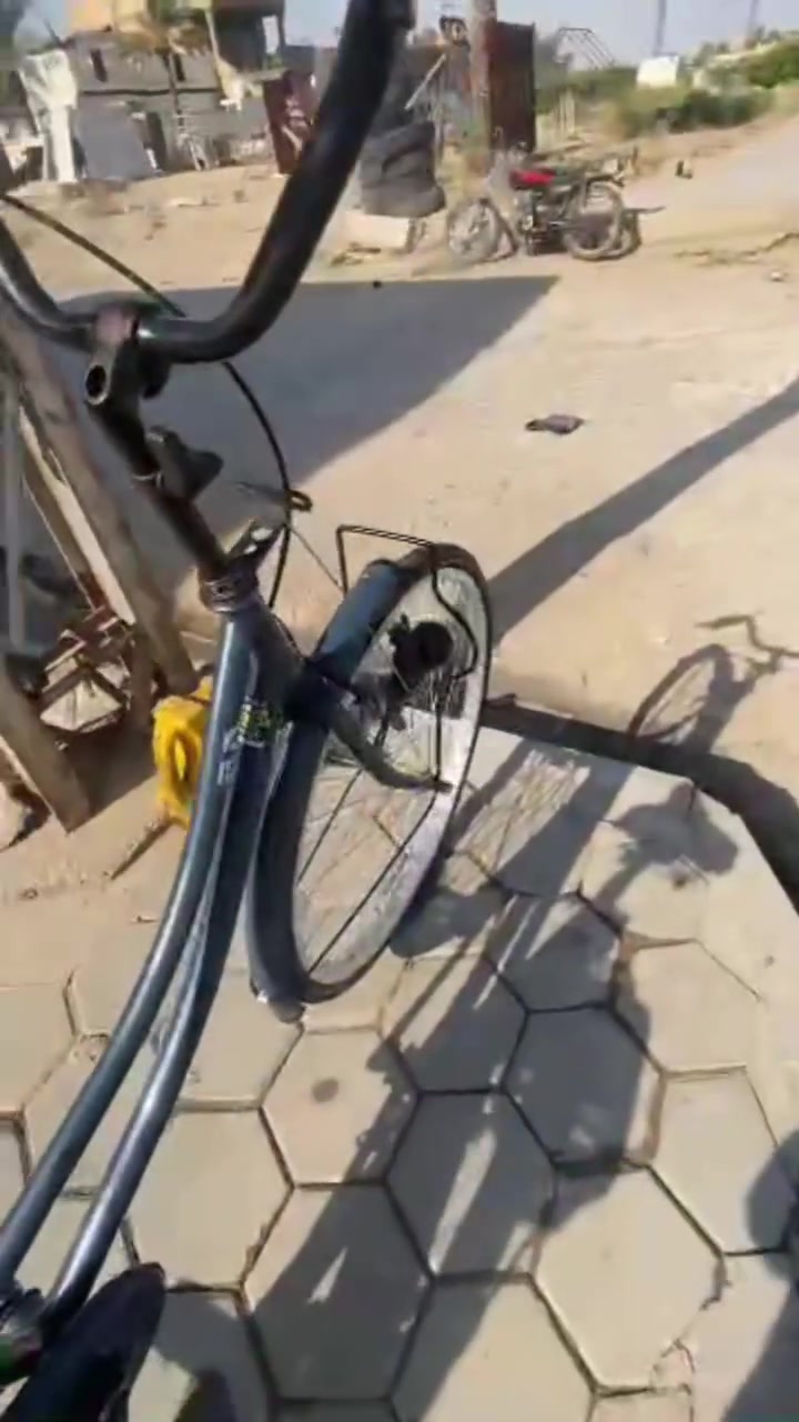 السلام عليكم باسكال للبيع جديد السعر خاص شركه بيدي باستل ما صار لي اسبوع من نزلته من فارس رقم التلفون اتصل علي وتدلل ***********
