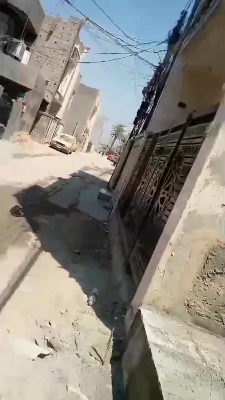 السلام عليكم بيت للبيع للاستفسار 

***********
