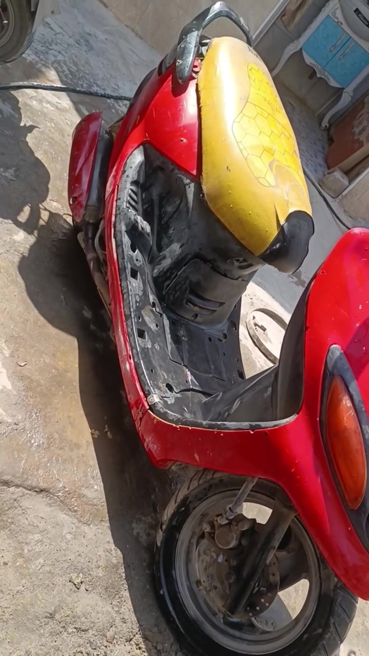 دراجه دولفين سلف وهندر شغال سعر 160 بابل الحمزه الغربي ***********
