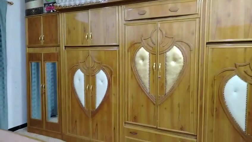 غرفه اخشاب نضافه درجه أولى
للاتصال ***********
