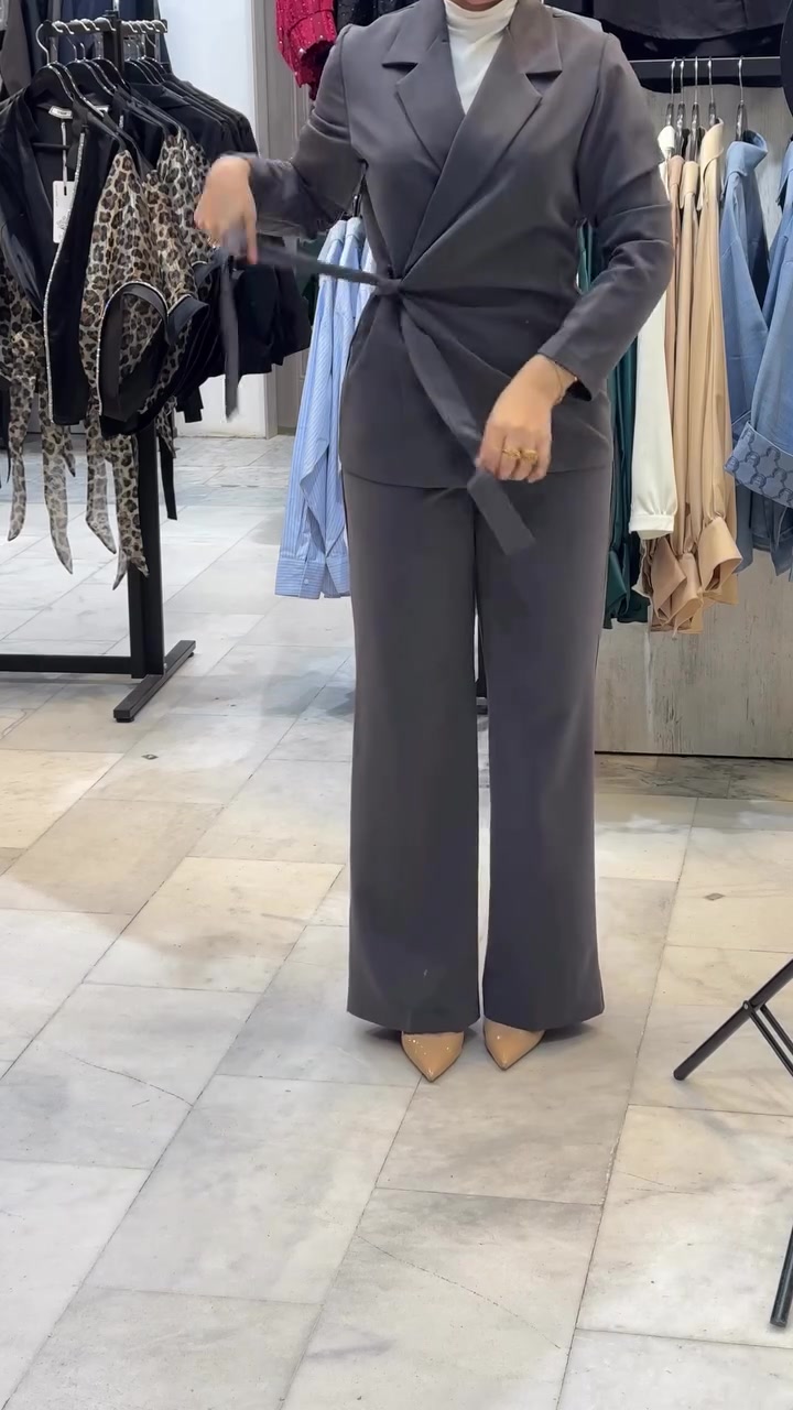 قطع اخيره • خامة ممتازه • قياسات ٣٨-٤٨