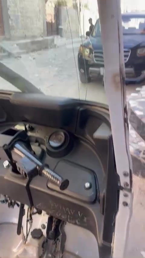 مموديل 21 معمره بس لغد ع كد شبر والدوس معمرات والمكينه مجفته ما مشروكه مكلف بلنشر ***********
