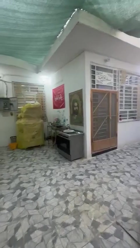 بيت/حسينية • مقابيل جامعه فريحه • ١٣٠م